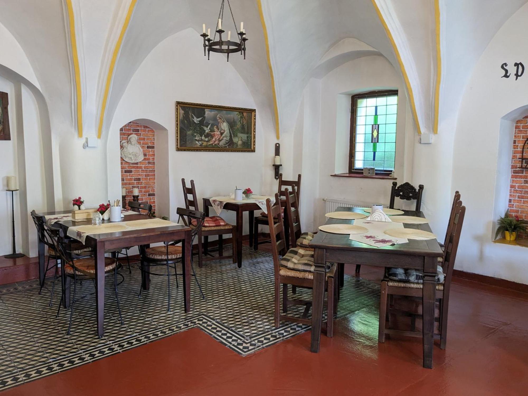 Bed And Breakfast Tvrz Velka Bukovina Ngoại thất bức ảnh