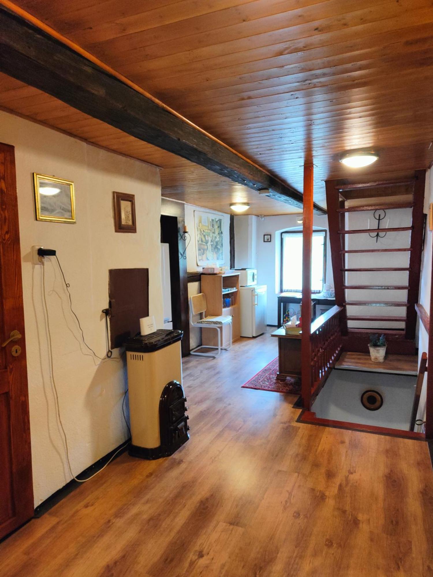 Bed And Breakfast Tvrz Velka Bukovina Ngoại thất bức ảnh