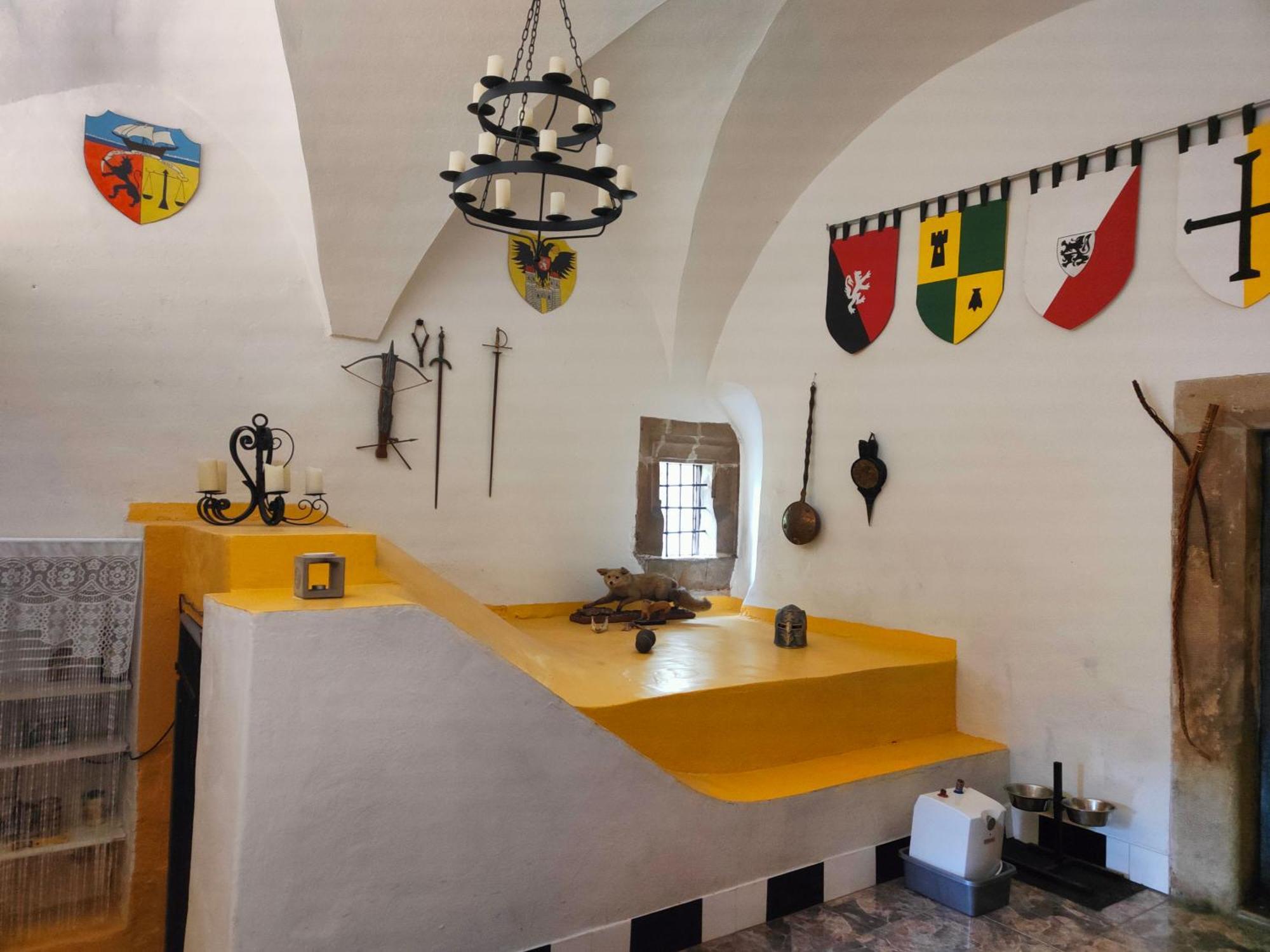 Bed And Breakfast Tvrz Velka Bukovina Ngoại thất bức ảnh