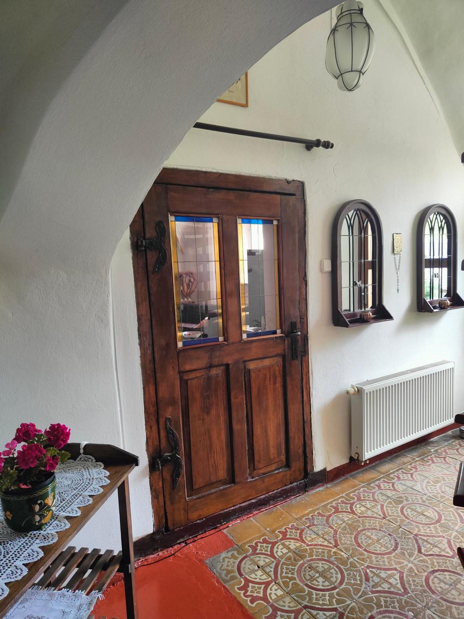Bed And Breakfast Tvrz Velka Bukovina Ngoại thất bức ảnh